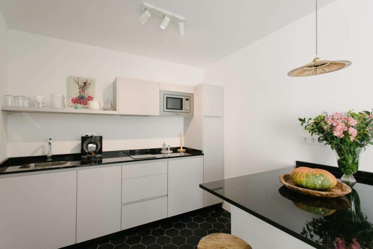 Apartamentos Rg Suites Plaza Del Salvador Севиля Екстериор снимка